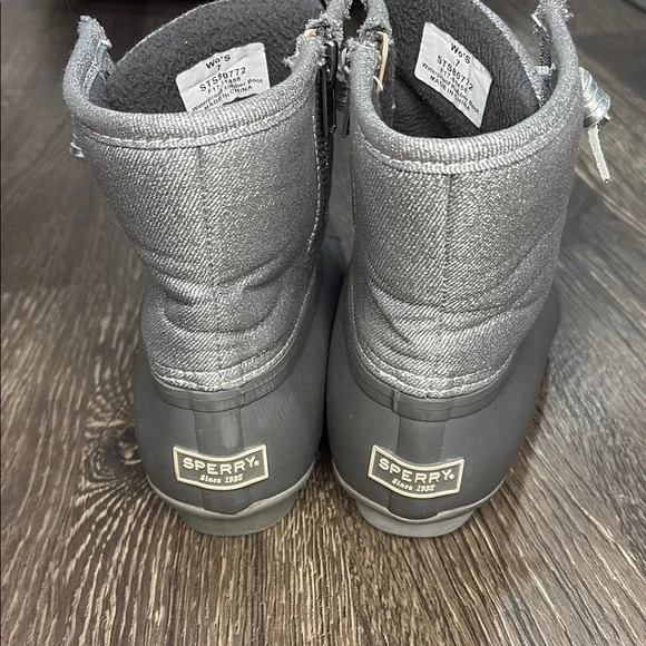 Sperry Women's Glitter Silver Duck Boots - Size 7 - Picture 4 of 9